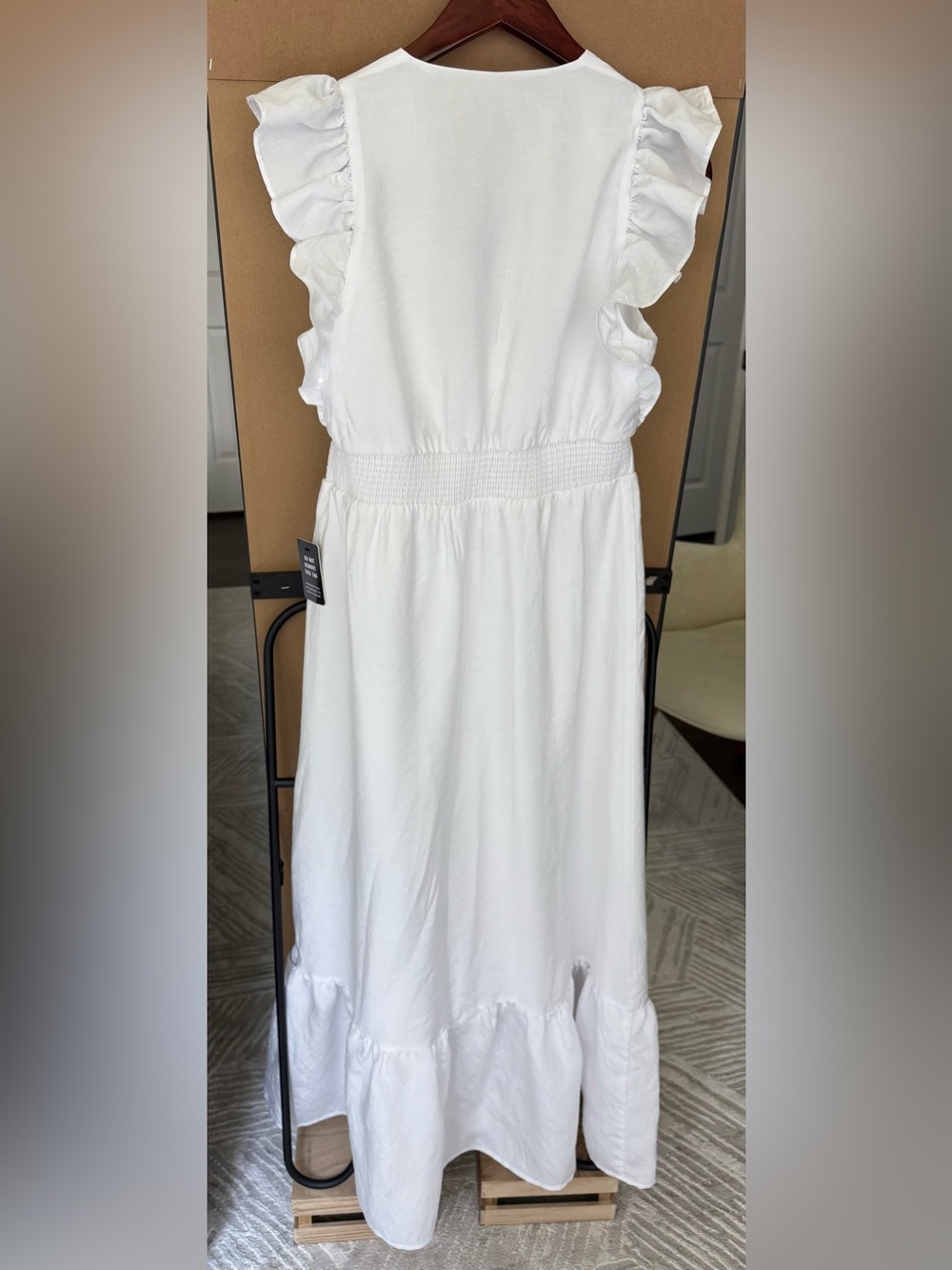 🆕 Express White Poplin Ruffle Tie-Front Maxi Dress - Picture 3 of 8